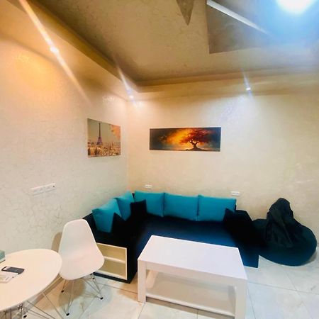 Luxury Apartment With Jacuzzi On Republic Square Erevan Exterior foto