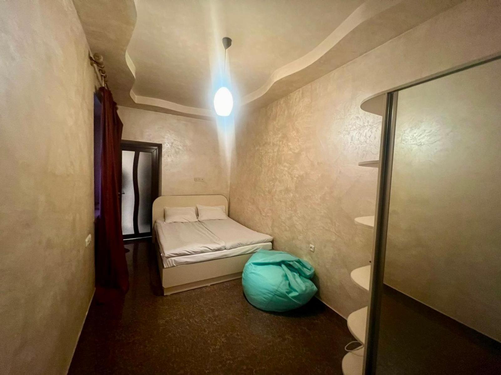Luxury Apartment With Jacuzzi On Republic Square Erevan Exterior foto